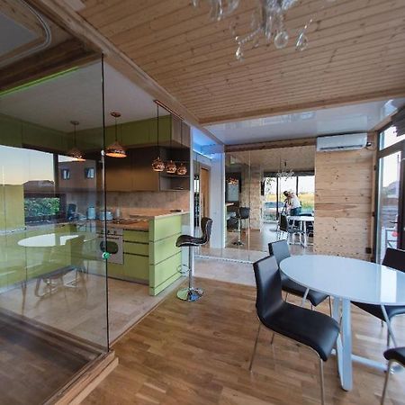 Kopel Haus Villa Balotesti Bagian luar foto