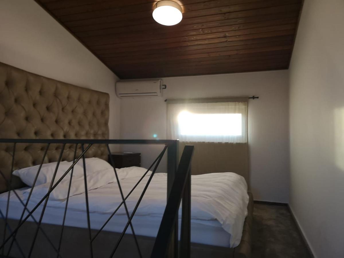 Kopel Haus Villa Balotesti Bagian luar foto