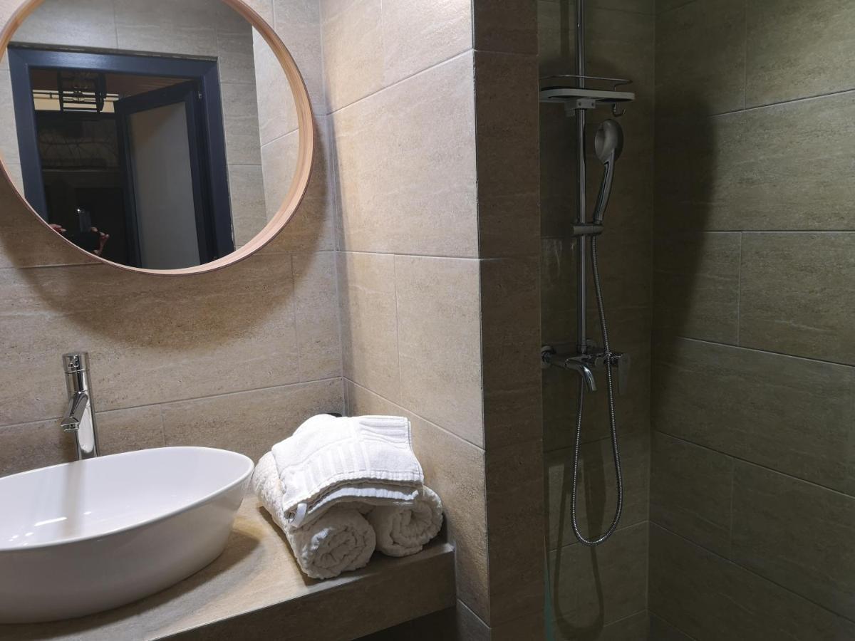Kopel Haus Villa Balotesti Bagian luar foto