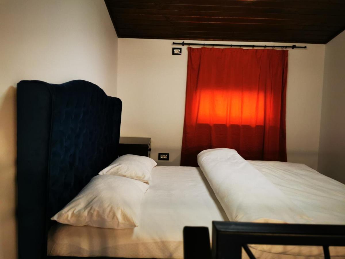 Kopel Haus Villa Balotesti Bagian luar foto
